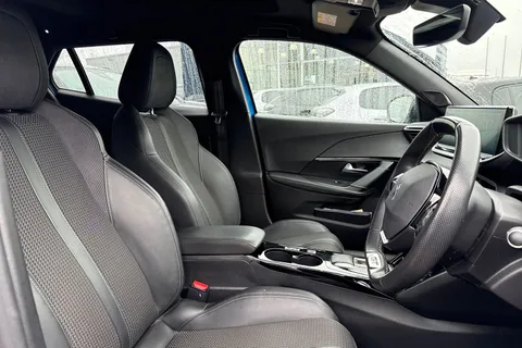 HN72XNU PEUGEOT e-2008 50kWh GT Auto 5dr (7kW Charger) Thumbnail #24