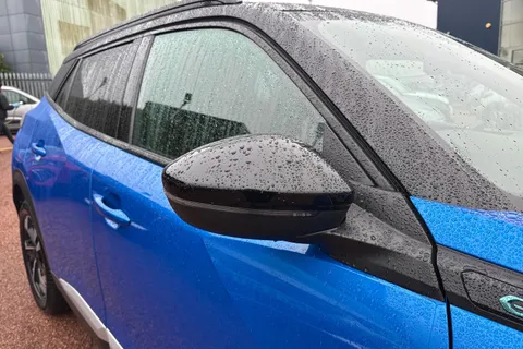 HN72XNU PEUGEOT e-2008 50kWh GT Auto 5dr (7kW Charger) Thumbnail #30