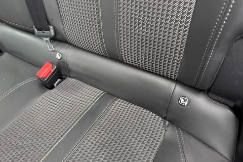 HN72XNU PEUGEOT e-2008 50kWh GT Auto 5dr (7kW Charger) Thumbnail #37