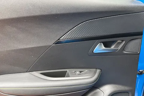 HN72XNU PEUGEOT e-2008 50kWh GT Auto 5dr (7kW Charger) Thumbnail #40