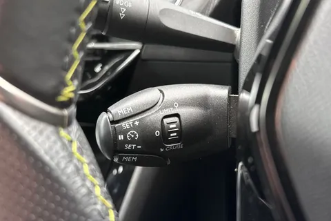 HN72XNU PEUGEOT e-2008 50kWh GT Auto 5dr (7kW Charger) Thumbnail #47