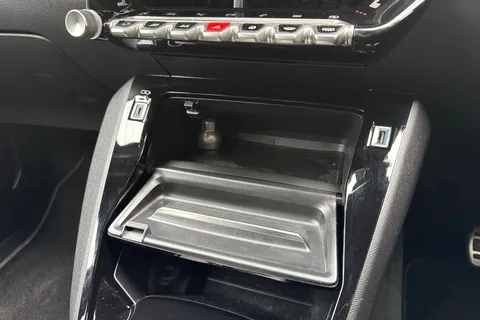 HN72XNU PEUGEOT e-2008 50kWh GT Auto 5dr (7kW Charger) Thumbnail #57