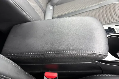 HN72XNU PEUGEOT e-2008 50kWh GT Auto 5dr (7kW Charger) Thumbnail #60