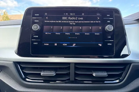 MT23PWK Volkswagen T-Roc 1.0 TSI Life 5dr Thumbnail #37