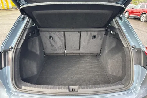 7 of 66 for Audi Q4 e-tron Q4 Sport 45 e-tron 210,00 kW