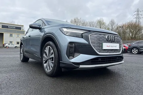 28 of 66 for Audi Q4 e-tron Q4 Sport 45 e-tron 210,00 kW