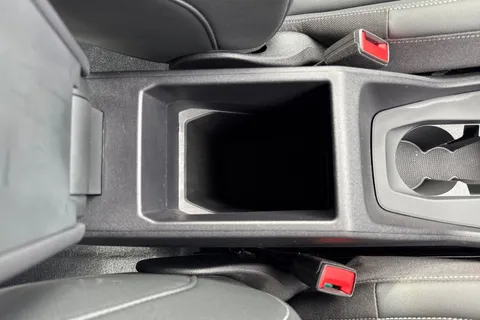 49 of 66 for Audi Q4 e-tron Q4 Sport 45 e-tron 210,00 kW