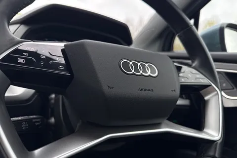 50 of 66 for Audi Q4 e-tron Q4 Sport 45 e-tron 210,00 kW