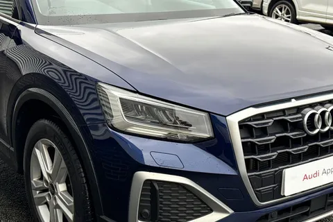 DS72EHU Audi Q2 Sport 35 TFSI 150 PS 6-speed Thumbnail #10