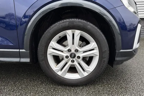 DS72EHU Audi Q2 Sport 35 TFSI 150 PS 6-speed Thumbnail #11