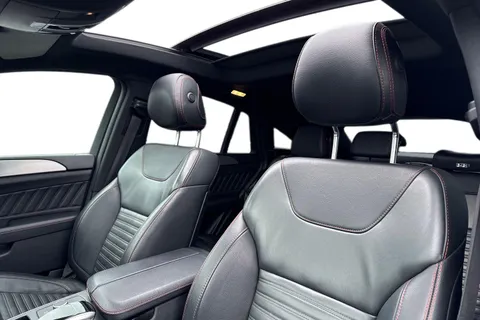 YB19WXR Mercedes-Benz Gle 3.0 GLE350d V6 AMG Night Edition (Premium Plus) Coupe G-Tronic+ 4MATIC Euro 6 (s/s) 5dr Thumbnail #16