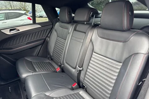 YB19WXR Mercedes-Benz Gle 3.0 GLE350d V6 AMG Night Edition (Premium Plus) Coupe G-Tronic+ 4MATIC Euro 6 (s/s) 5dr Thumbnail #19