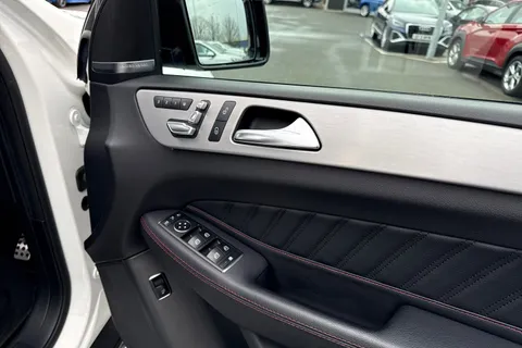 YB19WXR Mercedes-Benz Gle 3.0 GLE350d V6 AMG Night Edition (Premium Plus) Coupe G-Tronic+ 4MATIC Euro 6 (s/s) 5dr Thumbnail #21