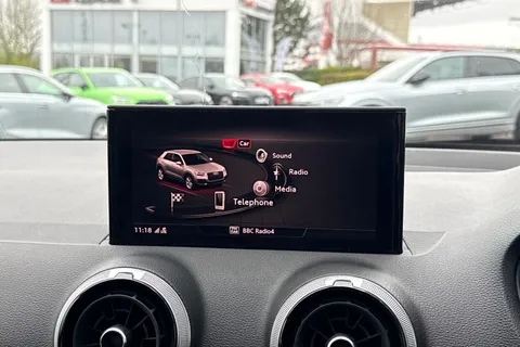 DS72EHU Audi Q2 Sport 35 TFSI 150 PS 6-speed Thumbnail #29