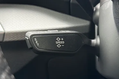 DS72EHU Audi Q2 Sport 35 TFSI 150 PS 6-speed Thumbnail #39