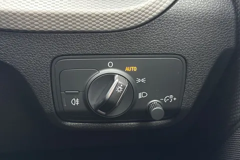 DS72EHU Audi Q2 Sport 35 TFSI 150 PS 6-speed Thumbnail #40