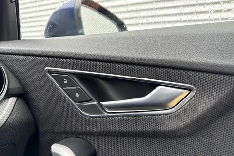 DS72EHU Audi Q2 Sport 35 TFSI 150 PS 6-speed Thumbnail #41