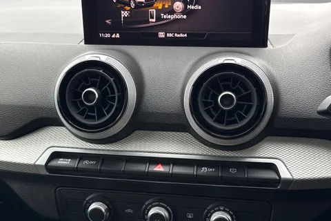 DS72EHU Audi Q2 Sport 35 TFSI 150 PS 6-speed Thumbnail #49