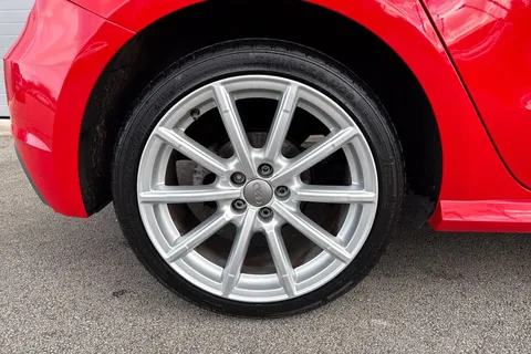 NL17WCN Audi A1 1.4 TFSI CoD S line Sportback Euro 6 (s/s) 5dr Thumbnail #11