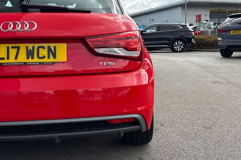 NL17WCN Audi A1 1.4 TFSI CoD S line Sportback Euro 6 (s/s) 5dr Thumbnail #26