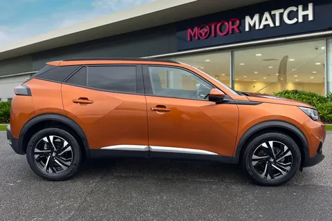 BG20KKT PEUGEOT 2008 1.2 PureTech Allure Premium Euro 6 (s/s) 5dr Thumbnail #4