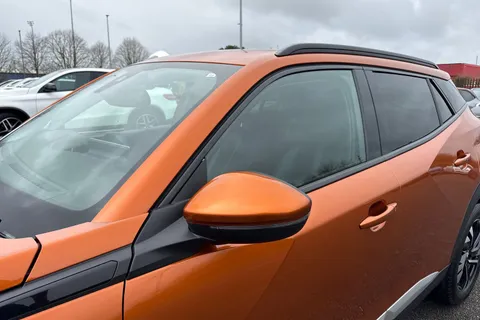 BG20KKT PEUGEOT 2008 1.2 PureTech Allure Premium Euro 6 (s/s) 5dr Thumbnail #31