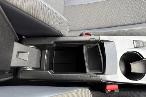 BG20KKT PEUGEOT 2008 1.2 PureTech Allure Premium Euro 6 (s/s) 5dr Thumbnail #61