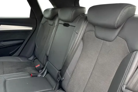 YE20YDL Audi Q5 50 TFSI e Quattro S Line 5dr S Tronic Thumbnail #19