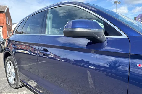 YE20YDL Audi Q5 50 TFSI e Quattro S Line 5dr S Tronic Thumbnail #29