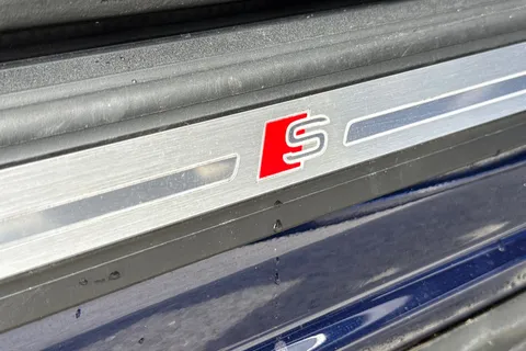 YE20YDL Audi Q5 50 TFSI e Quattro S Line 5dr S Tronic Thumbnail #39