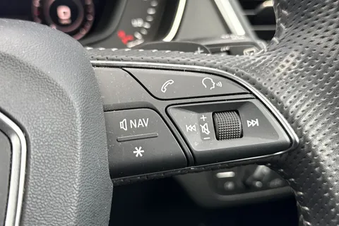 YE20YDL Audi Q5 50 TFSI e Quattro S Line 5dr S Tronic Thumbnail #42