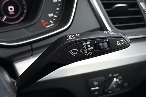 YE20YDL Audi Q5 50 TFSI e Quattro S Line 5dr S Tronic Thumbnail #45