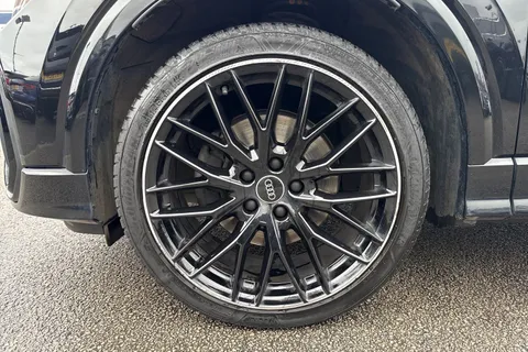 DS22UNH Audi Q2 1.0 TFSI 30 Black Edition Euro 6 (s/s) 5dr Thumbnail #11