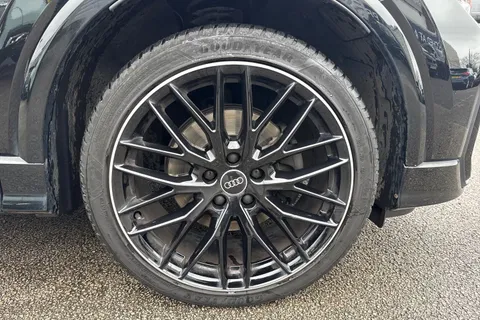 DS22UNH Audi Q2 1.0 TFSI 30 Black Edition Euro 6 (s/s) 5dr Thumbnail #13