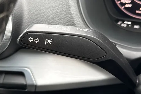 DS22UNH Audi Q2 1.0 TFSI 30 Black Edition Euro 6 (s/s) 5dr Thumbnail #43