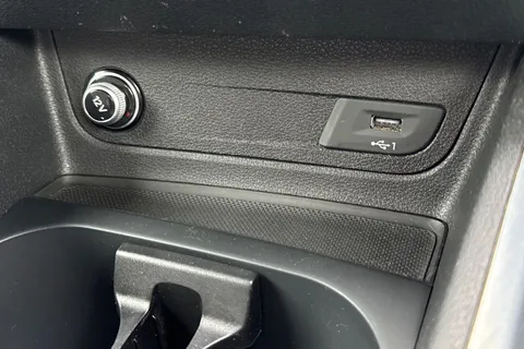 DS22UNH Audi Q2 1.0 TFSI 30 Black Edition Euro 6 (s/s) 5dr Thumbnail #47