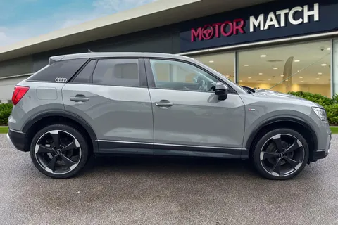 PE18VKF Audi Q2 1.4 TFSI CoD Edition 1 Euro 6 (s/s) 5dr Thumbnail #4