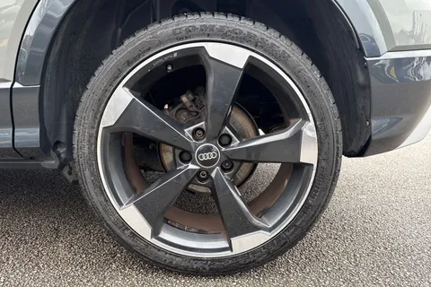 PE18VKF Audi Q2 1.4 TFSI CoD Edition 1 Euro 6 (s/s) 5dr Thumbnail #11