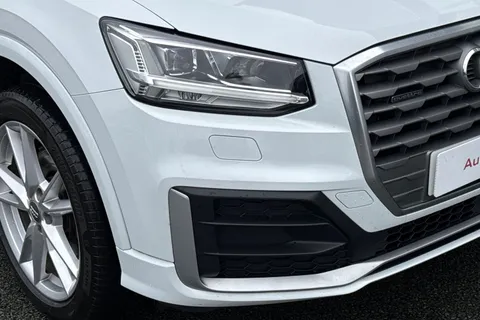 9 of 62 for Audi Q2 S line 40 TFSI quattro 190 PS S tronic