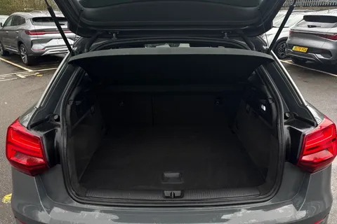 10 of 46 for Audi Q2 1.4 TFSI CoD S line Euro 6 (s/s) 5dr