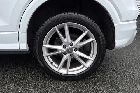 12 of 62 for Audi Q2 S line 40 TFSI quattro 190 PS S tronic