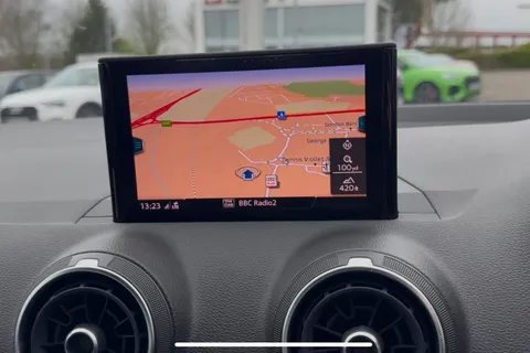 17 of 62 for Audi Q2 S line 40 TFSI quattro 190 PS S tronic