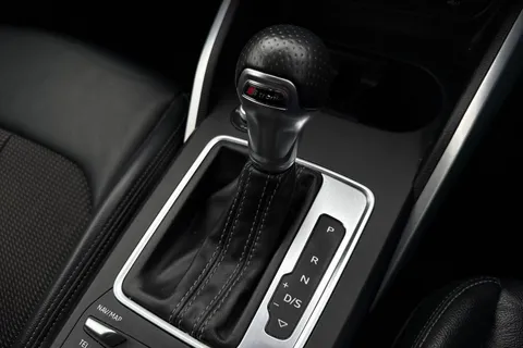 23 of 62 for Audi Q2 S line 40 TFSI quattro 190 PS S tronic