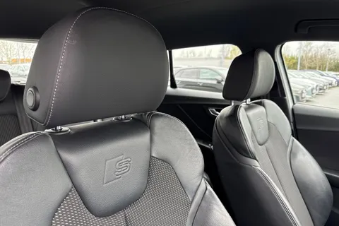 24 of 62 for Audi Q2 S line 40 TFSI quattro 190 PS S tronic