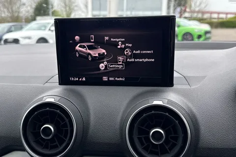 25 of 62 for Audi Q2 S line 40 TFSI quattro 190 PS S tronic