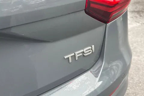 28 of 46 for Audi Q2 1.4 TFSI CoD S line Euro 6 (s/s) 5dr