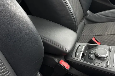 50 of 62 for Audi Q2 S line 40 TFSI quattro 190 PS S tronic