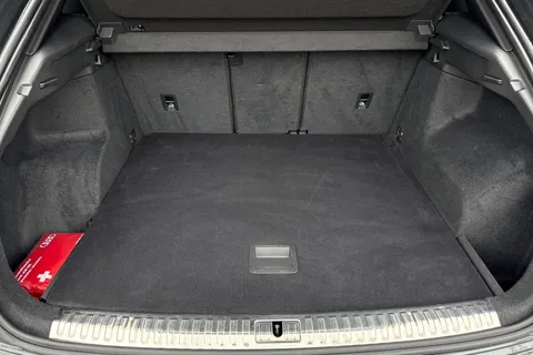 7 of 66 for Audi RS Q3 400 PS S tronic