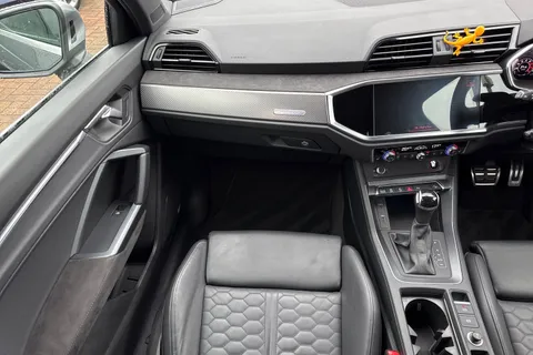 20 of 66 for Audi RS Q3 400 PS S tronic