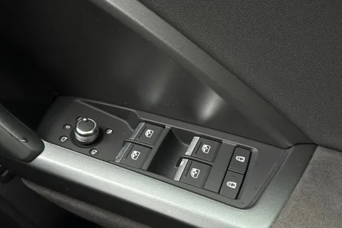 44 of 66 for Audi RS Q3 400 PS S tronic